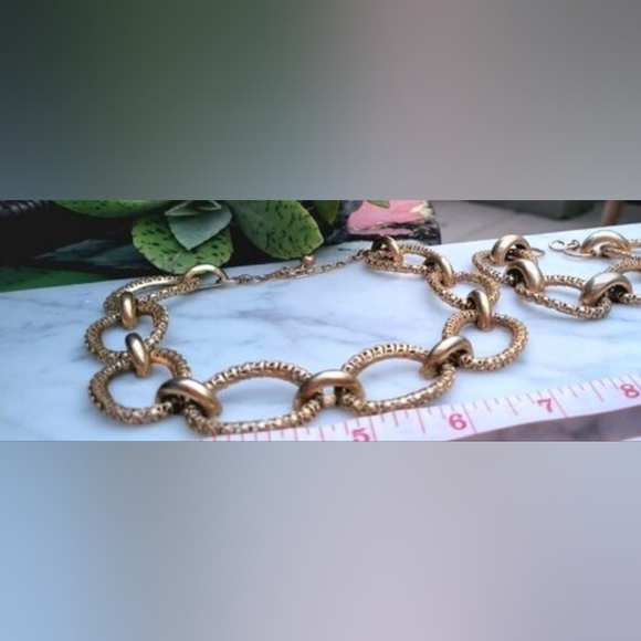 TRIFARI--VINTAGE SET - Picture 2 of 14